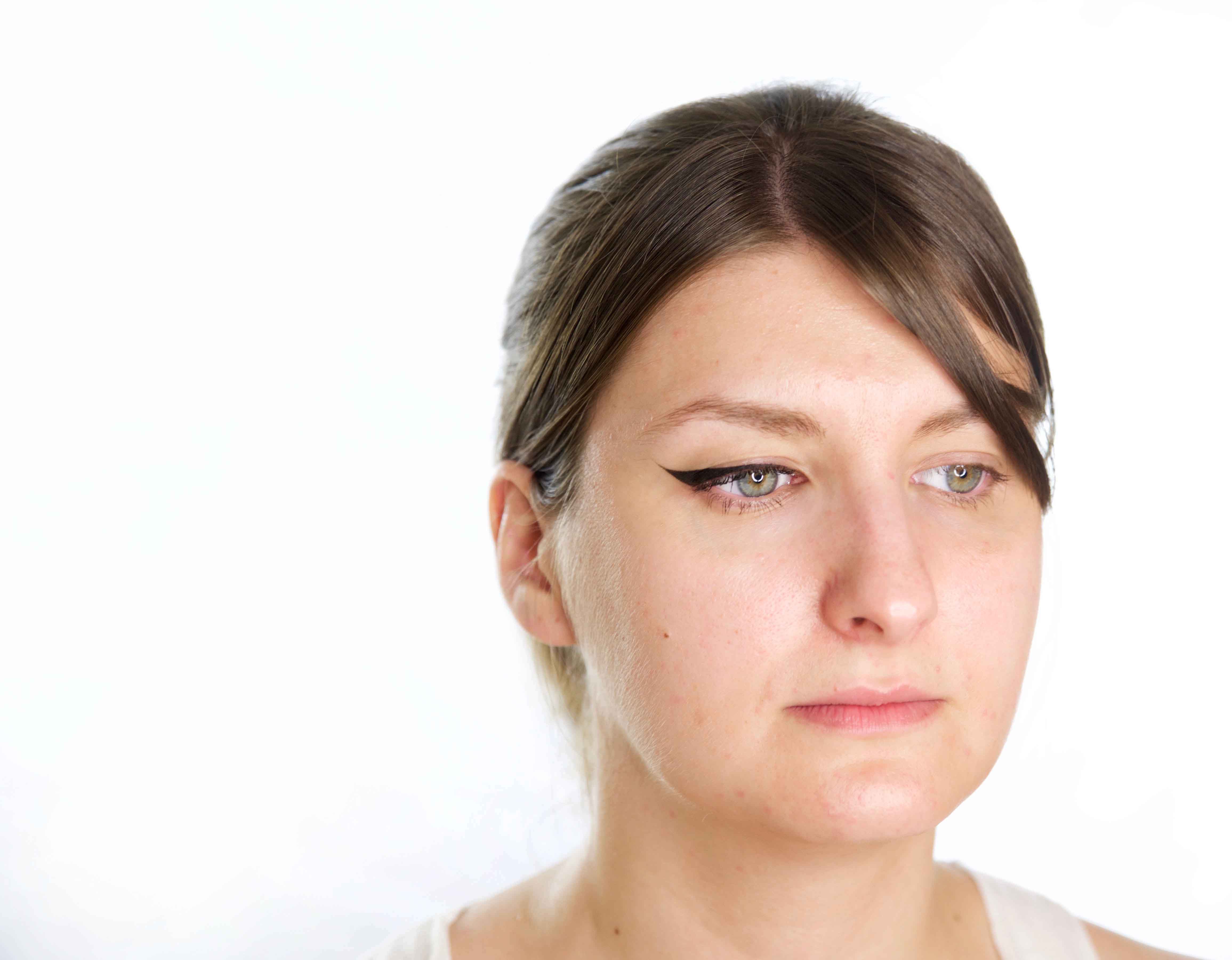 Eyeliner para párpados con pliegue o caídos