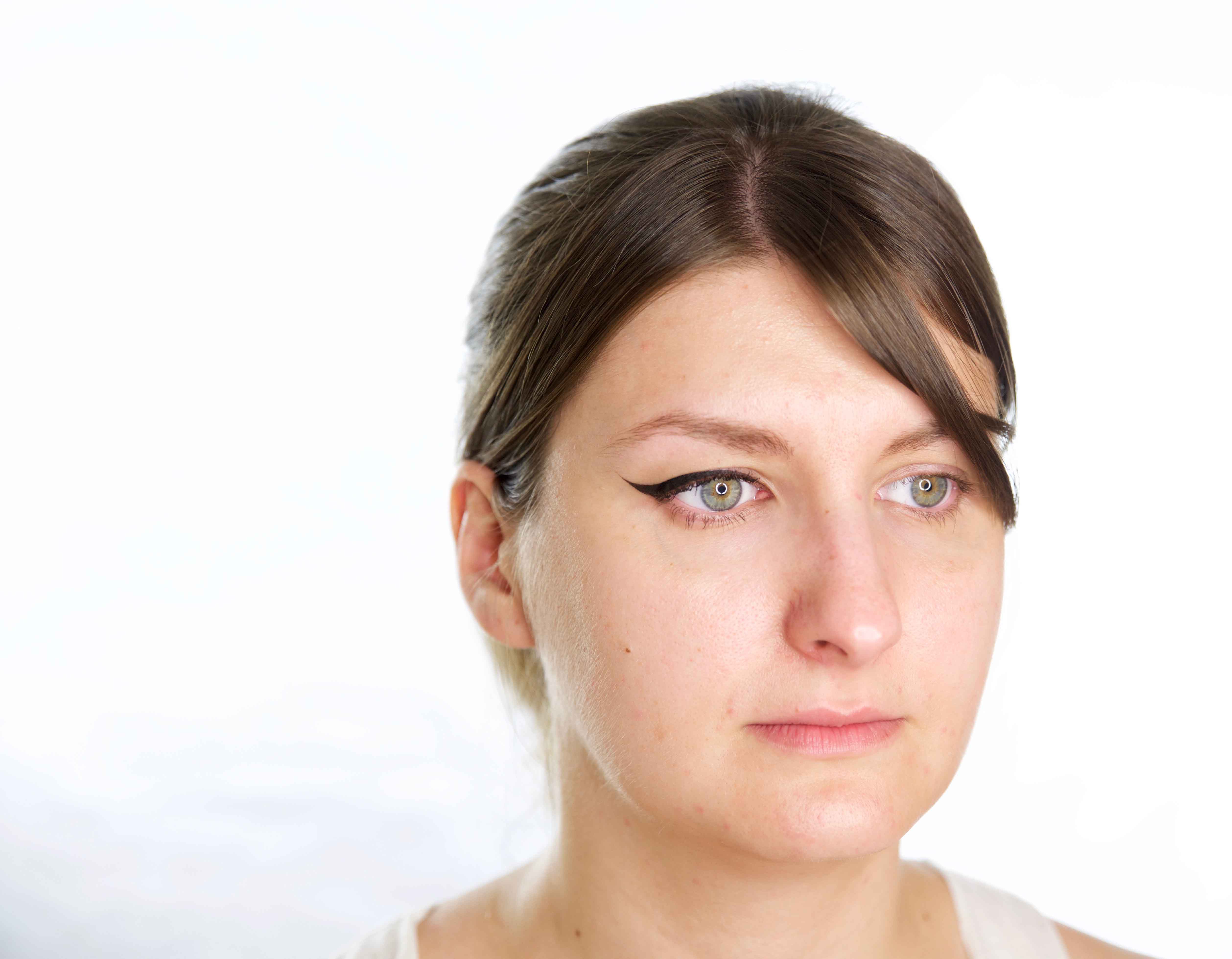 Eyeliner para párpados con pliegue o caídos